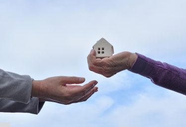 家の相続に必要な手続きは？家の相続の方法から注意点までを徹底解説