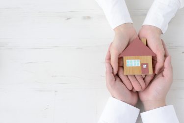 平均いくらの遺産を相続している？ いくら以上の遺産があると相続税がかかるかについても解説