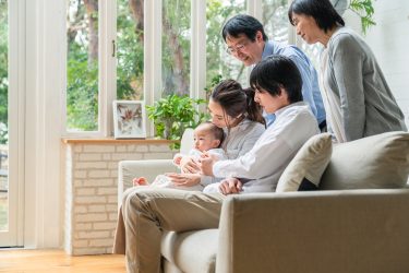 子なし・親なし・兄弟ありの場合の相続はどうなる？相続人の範囲と相続順位なども解説